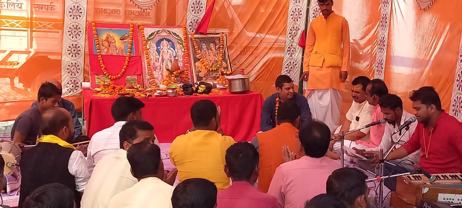 रायबरेली-ब्लाक मुख्यालय पर रामचरितमानस का पाठ का आयोजन,लगा धन उगाही का आरोप