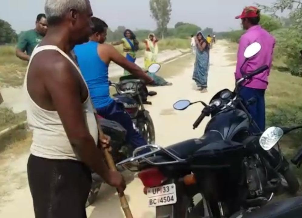 रायबरेली-जमीनी विवाद में महिलाओं को मारपीट कर किया घायल,कोतवाल से लगाई न्याय की गुहार,,,,,