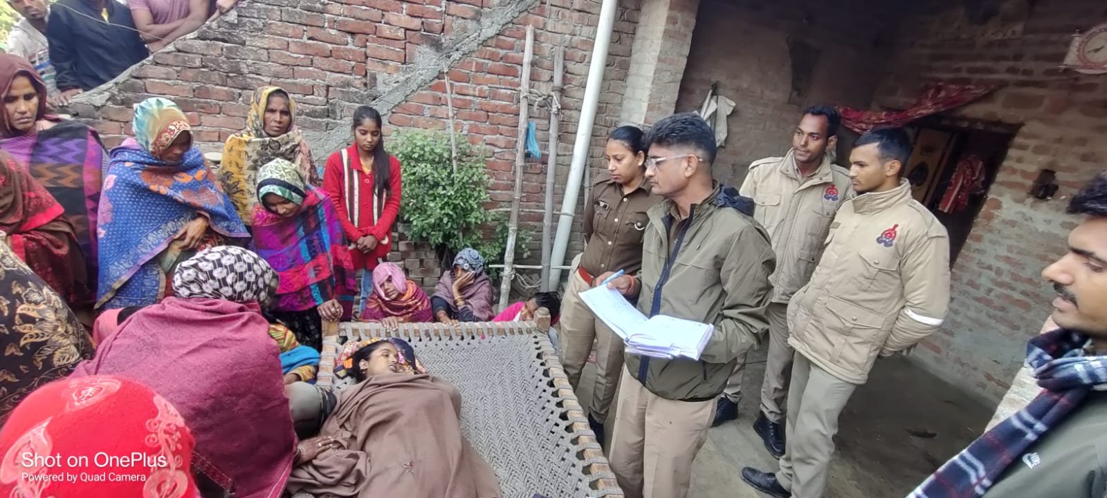 Raibareli-संदिग्ध परिस्थितियों में विवाहिता ने फांसी के फंदे से लटक कर की आत्महत्या