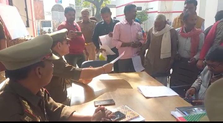 रायबरेली-समाधान दिवस पर 13 शिकायतें  आई,एक भी निस्तारण नही ,,,,