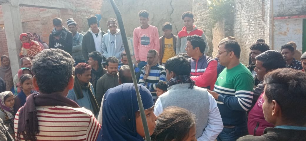 Raibareli-शार्ट सर्किट से लगी आग, विधायक ने किया आर्थिक मदद*