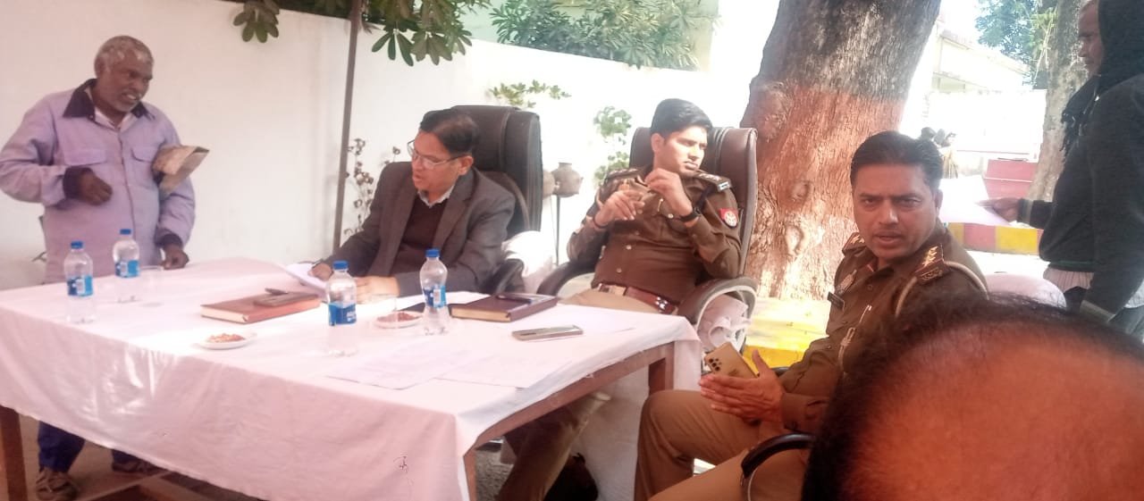 Raibareli-समाधान दिवस पर पांच मामलों का निस्तारण हुआ