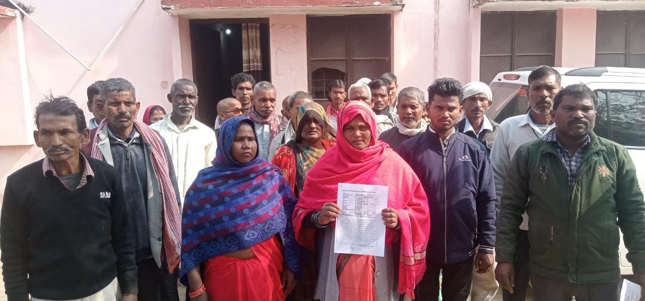 Raibareli-पंचायत सहायक सहित कई लोगो पर महिला ग्राम प्रधान ने लगाए गंभीर आरोप*