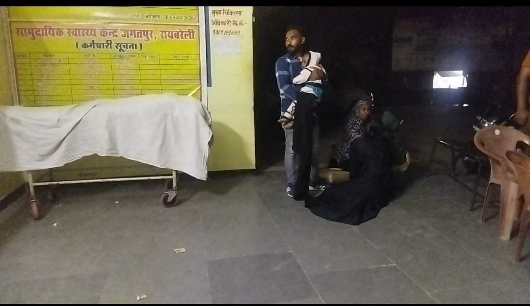 Raibareli-दो बाइको की आमने सामने भीषण टक्कर