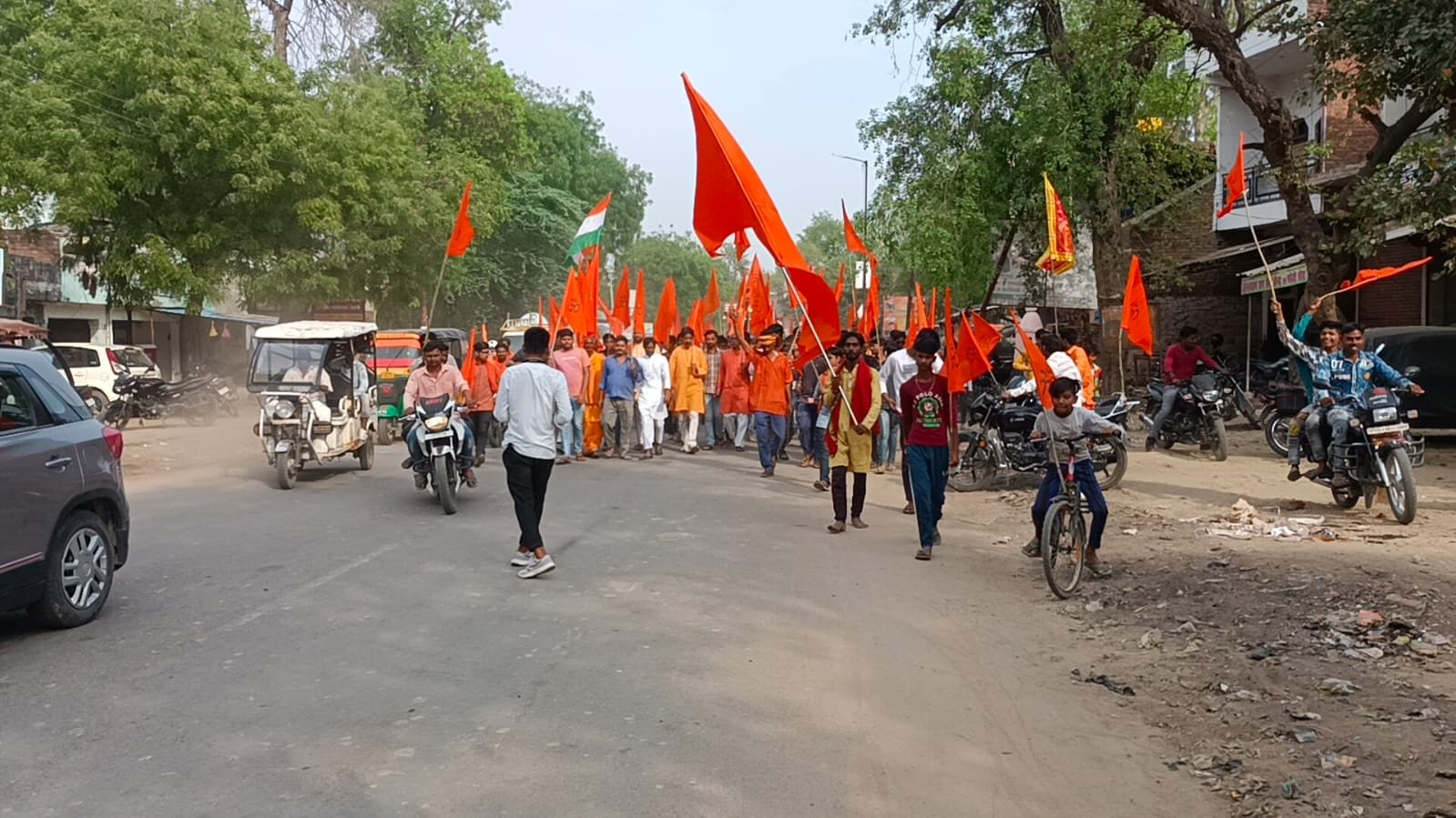 Raibareli-रामनवमी को यादगार बनाने के लिए माता मेडुली मंदिर पर अखंड पाठ का आयोजन हुआ।