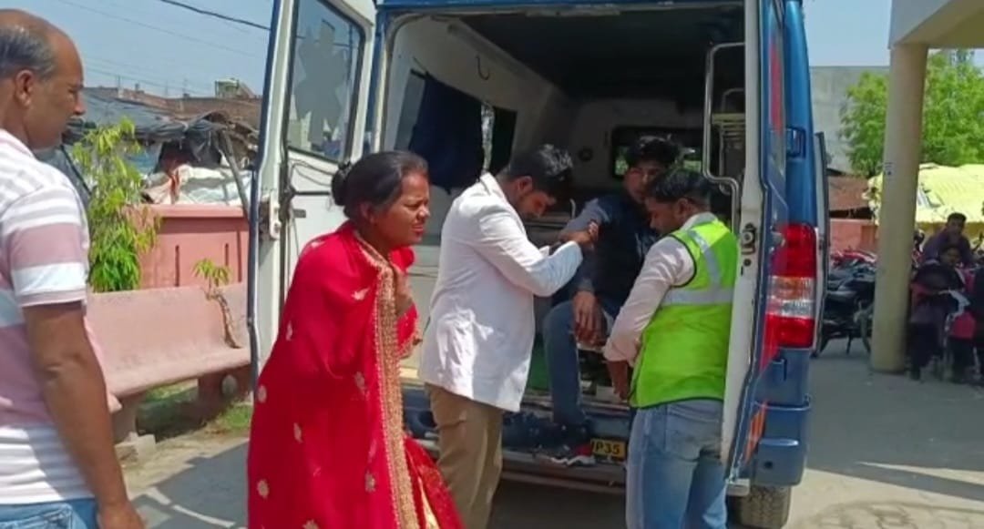 Raibareli-अज्ञात वाहन की टक्कर  से टक्कर बाइक सवार दंपति  घायल