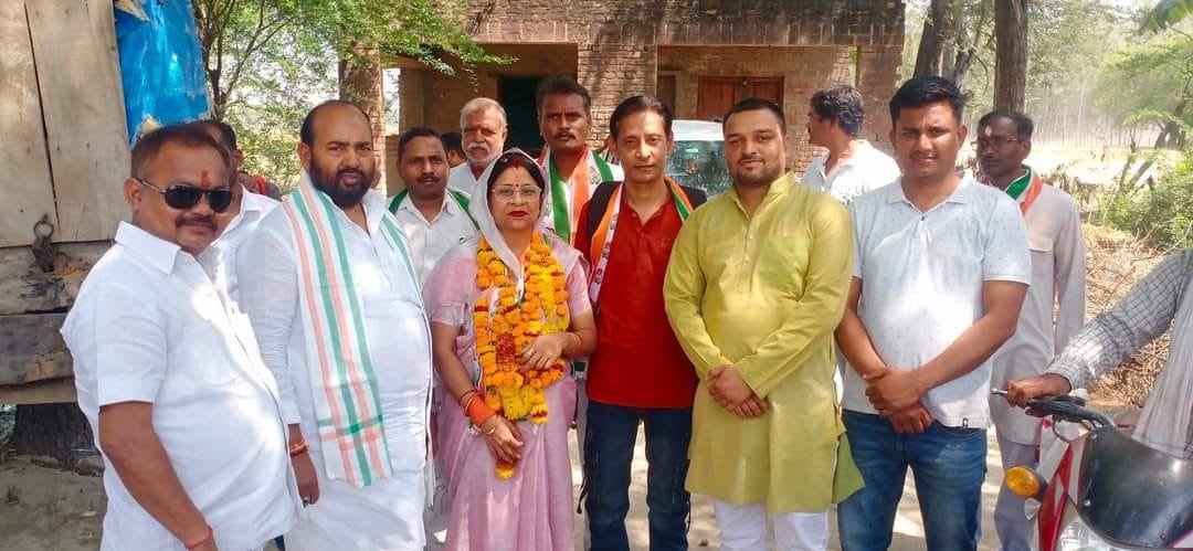 रायबरेली; कांग्रेस प्रत्याशी ने किया नामांकन