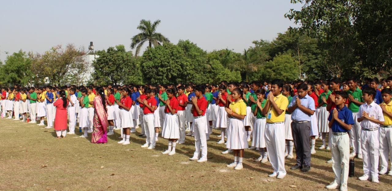 रायबरेली-चिन्मय विद्यालय में छात्रों को दिलवाई गई 'स्वच्छता शपथ