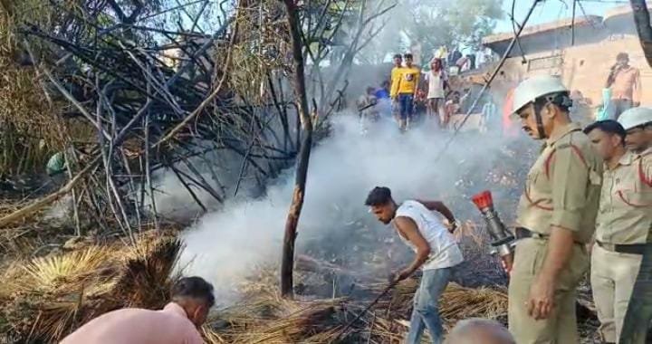 रायबरेली- तिलक कार्यक्रम के दौरान खाना बनाते समय निकली चिंगारी से लगी भीषण आग,,,,