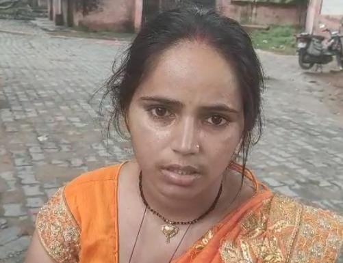 रायबरेली-पति व जेठानी ने विवाहिता को दहेज के लिए मारपीट कर घर से निकाला,,,,