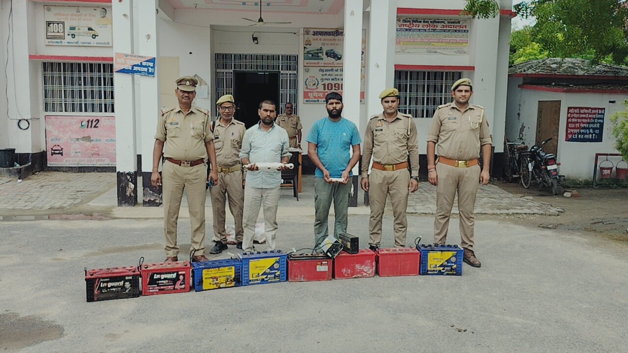 Raibareli-चोरी के सामान के साथ  चोरी की योजना बनाते हुये 02 अभियुक्त गिरफ्तार