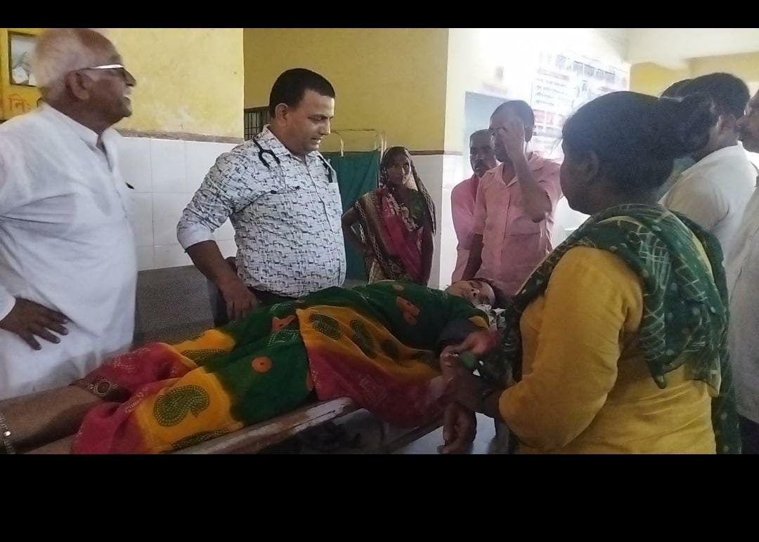 रायबरेली-करंट की चपेट में पति को बचाने के चक्कर में पत्नी घायल*