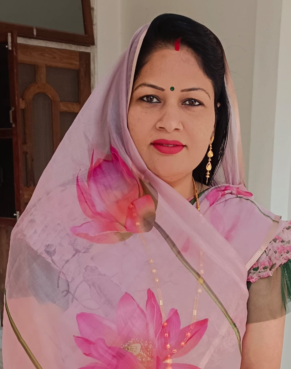 Raibareli-ग्राम पंचायत को आगे बढ़ाना है, सबको शिक्षित बनाना है: पूनम सिंह 