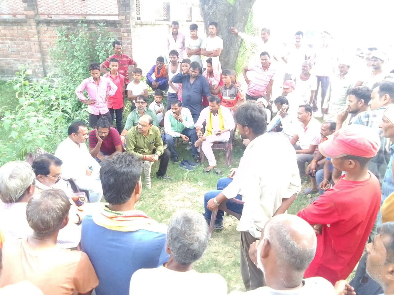 रायबरेली-पट्टी रहस कैथवल के निकट बाईपास निर्माण में रास्ता बंद होने से ग्रामीणों ने किया धरना,,,,?