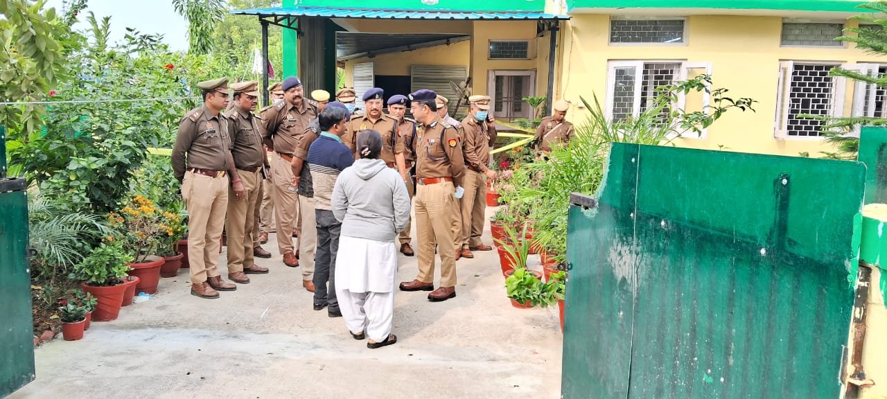 Raibareli-पहले हथौड़ी से बीवी और दोनों बच्चों को मारा, फिर खुद लगा ली फांसी; रायबरेली में डॉक्‍टर आखिर क्‍यों बना हैवान?