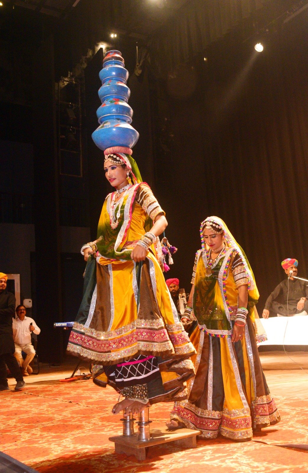 एनटीपीसी में राजस्थानी लोक संस्कृति ने जमाया होली का धमाल