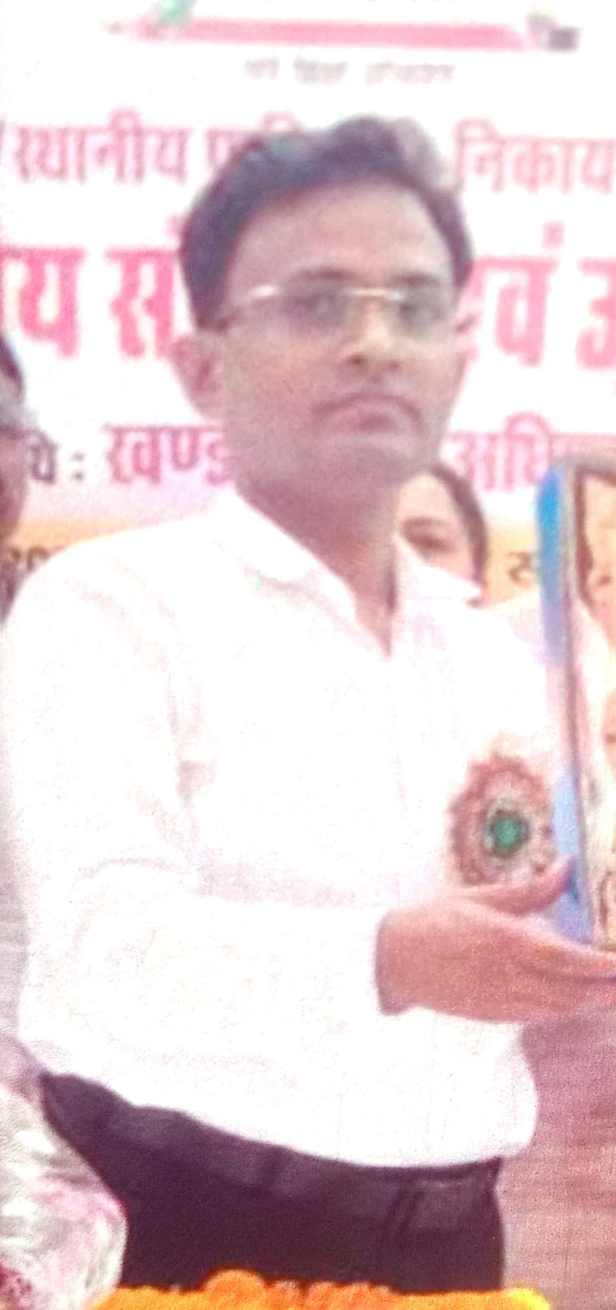 रायबरेली के डलमऊ BEO पर भ्रष्टाचार को बढ़ावा देने का लगा आरोप