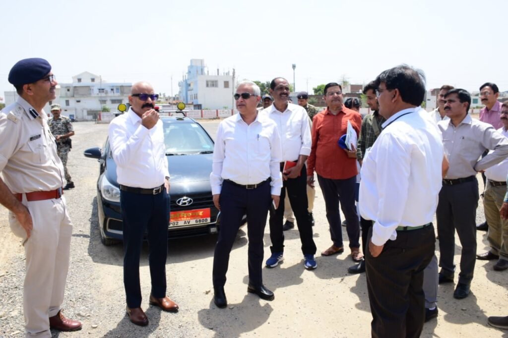 अम्बेडकर जयंती पर सीएम शिवराज सिंह के कार्यक्रम से पहले अधिकारियों ने लिया तैयारियों का जायजा