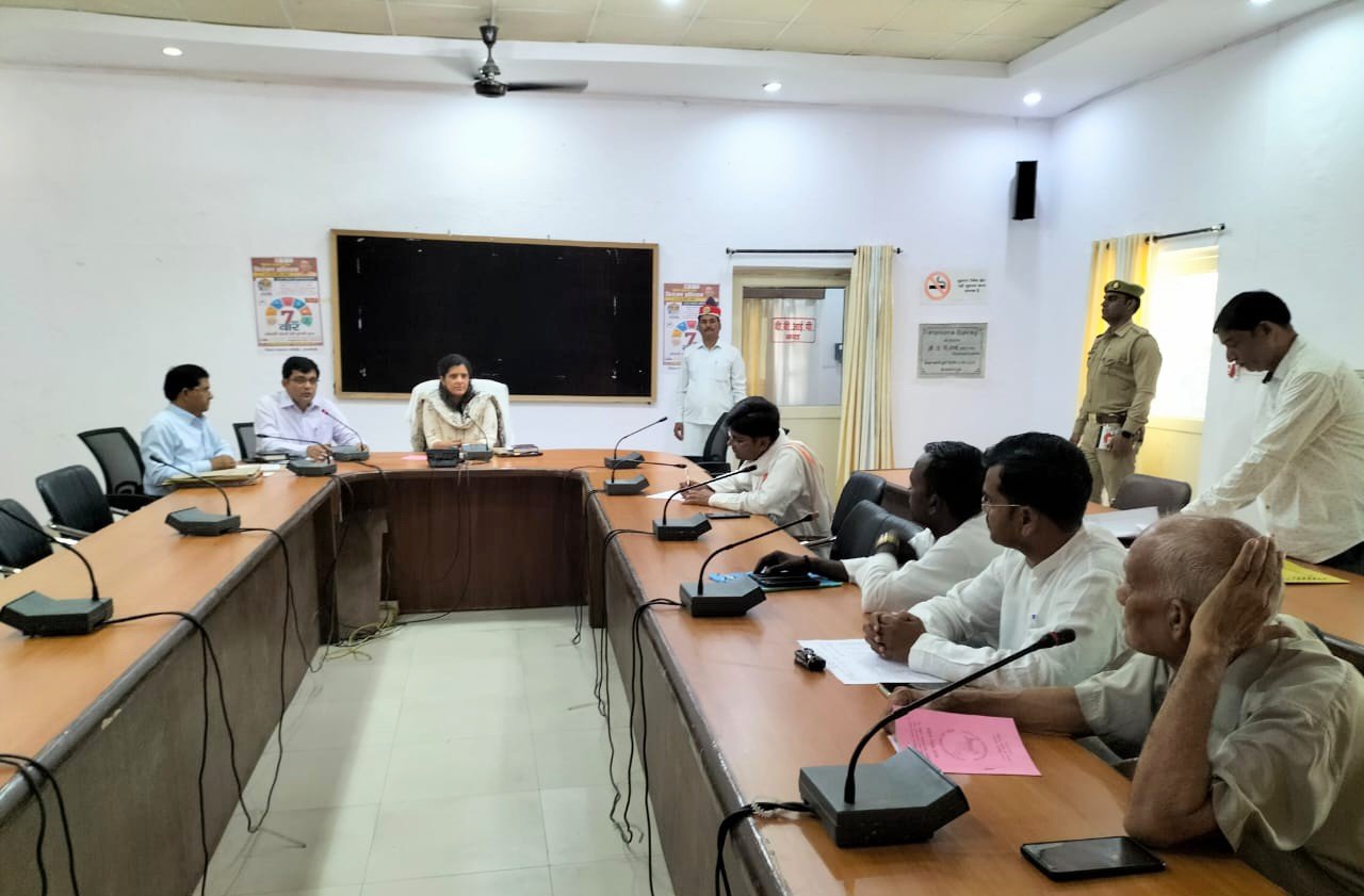 Raibareli-उम्मीदवार चुनाव प्रचार में निर्धारित व्यय सीमा ने अधिक नहीं करेंगे व्यय