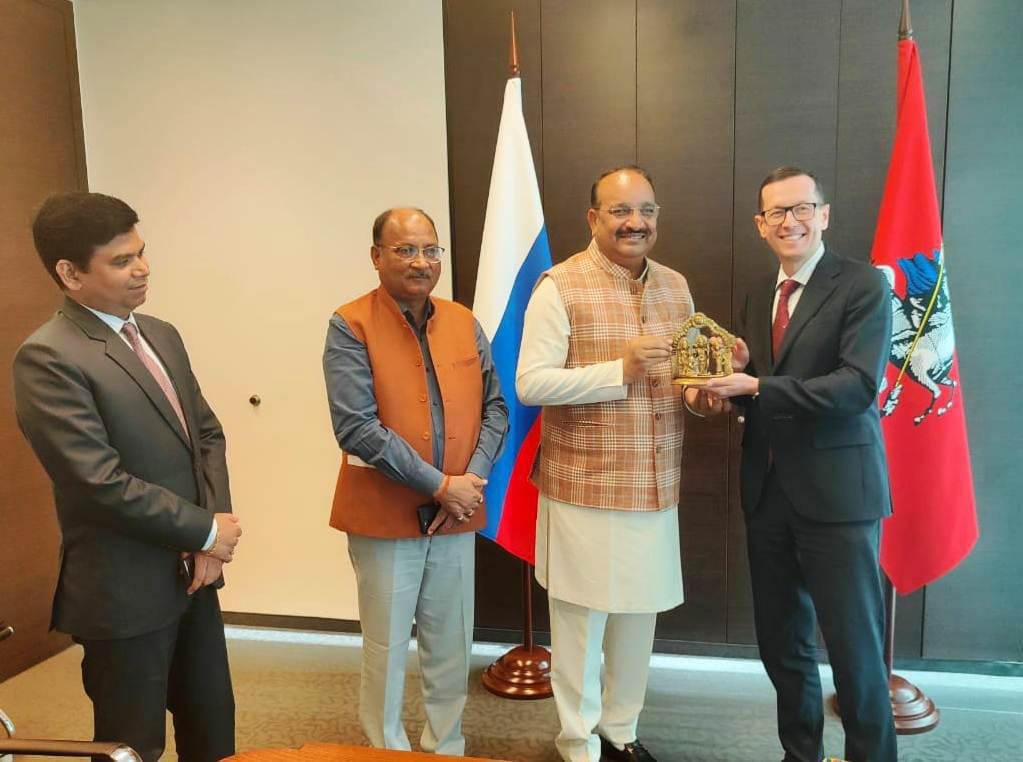 Raibareli-मॉस्को के सरकारी प्रतिनिधियों से मिले उद्यान मंत्री दिनेश प्रताप सिंह