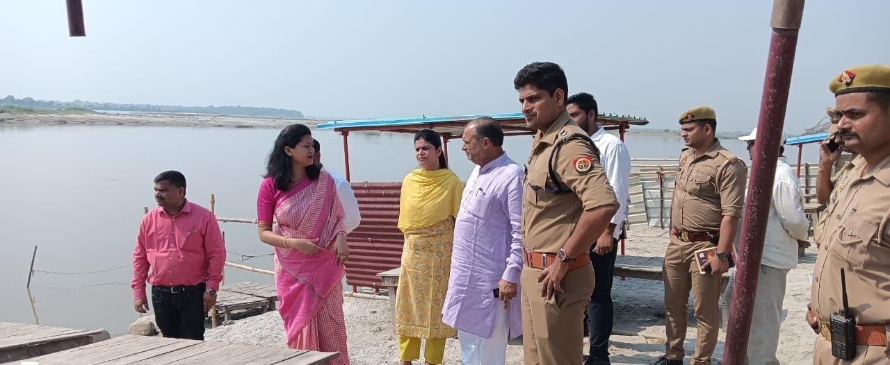 Raibareli-डीएम-एसपी ने डलमऊ मेले की तैयारियों  का लिया जायजा