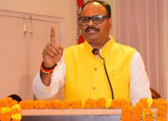 ब्रजेश पाठक ने PGI में राष्ट्रीय कान्फ्रेंस का किया शुभारंभ, बोले- मरीजों की जान बचाने में नर्सिंग व पैरामेडिकल स्टाफ की भूमिका अहम