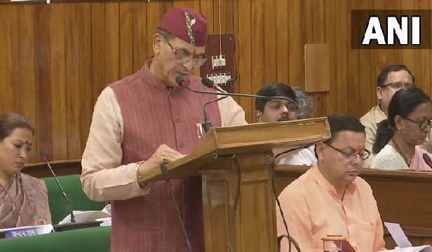 धामी सरकार ने सदन में पेश किया 76 हजार 592 करोड़ का बजट, छात्रवृत्ति के लिए 11 करोड़ का प्रावधान