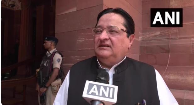 हाई कोर्ट के फैसले का सपा सांसद डॉ एसटी हसन ने किया स्वागत, कहा-स्मारक को कोई नुकसान न पहुंचे