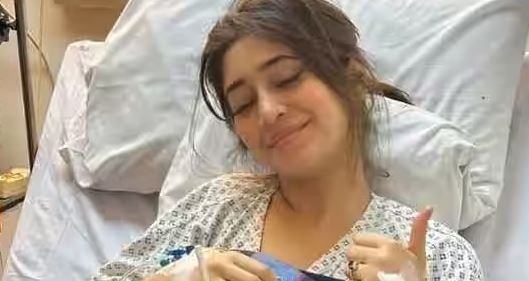 ये रिश्ता क्या कहलाता फेम एक्ट्रेस शिवांगी जोशी हुई अस्पताल में भर्ती, किडनी इन्फेक्शन से हुआ बुरा हाल