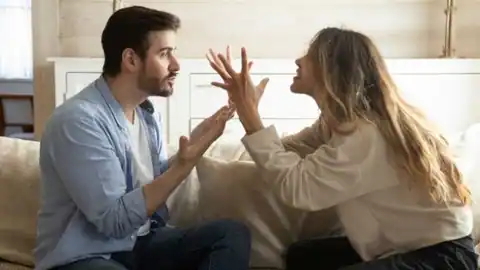 लव मैरिज करने से पहले लड़के में जरूर नोटिस कर लें ये 5 बातें, वर्ना रिश्ते में पड़ सकती है दरार