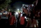 रायबरेली-फायर स्टेशन के सामने दो ट्रकों की भीषण भिड़ंत, घंटों की मशक्कत के बाद चालक को निकाला गया बाहर