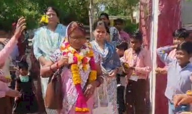 रायबरेली-बच्चों ने सेवानिवृत्त हुई अपनी प्रधानाध्यापिका को दी भावभीनी विदाई