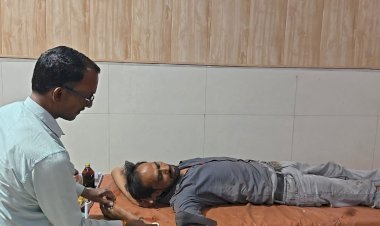 रायबरेली-दो बाइको की आमने-सामने टक्कर में दो गंभीर, किया गया इलाज