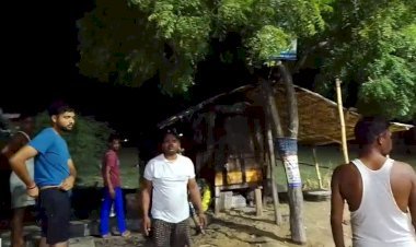 रायबरेली-बस स्टैंड के पास अज्ञात अराजक तत्वों ने अंडे की दुकान में लगाई आग, हजारों का नुकसान