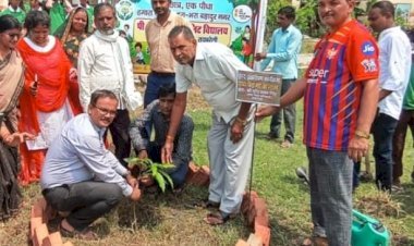 रायबरेली-नवागत बीईओ सुरेंद्र कुमार ने संभाली हरियाली की कमान, 'एक पेड़ मां के नाम' अभियान में किया वृहद वृक्षारोपण