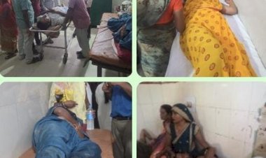 ऑटो व बाइक की टक्कर में ऑटो पलटा, पांच घायल, दो गंभीर