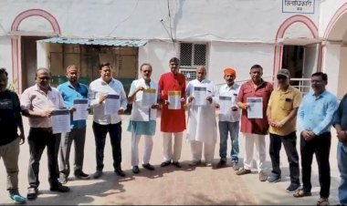 व्यापार मंडल द्वारा प्रधानमंत्री को यूपीआई पर ज्ञापन