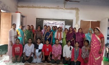 सबला-समर्थ परियोजना के तहत महिलाओं एवं किशोरियों को कानूनी अधिकारों की जानकारी