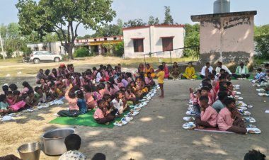 रायबरेली-कंपोजिट विद्यालय आंम्बा में मिशन शक्ति 6 के तहत हुआ कन्या पूजन एवं भोज