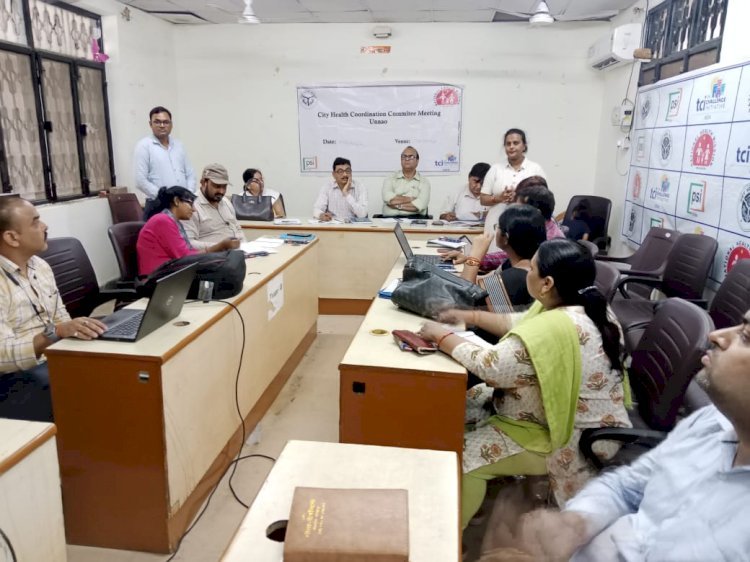 Unnav-सीएमओ कार्यालय में शहरी स्वास्थ्य पर आयोजित हुई गोष्ठी