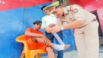 UP: कांवड़ियों की सेवा में जुटी खाकी