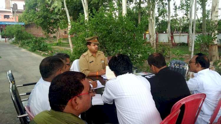 Raibareli-कोतवाली परिसर लालगंज में मुहर्रम त्यौहार को लेकर आहूत की गई पीस कमेटी की बैठक*