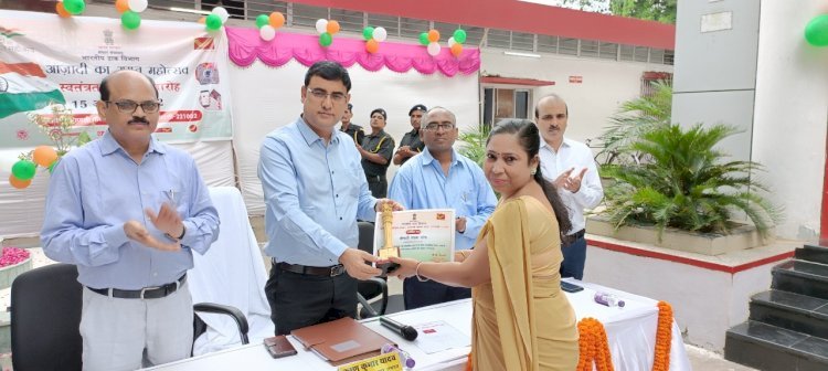डाक विभाग ने मनाया 76वां स्वतंत्रता दिवस : पोस्टमास्टर जनरल कृष्ण कुमार यादव ने किया ध्वजारोहण*