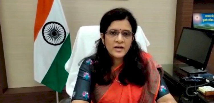 Raibareli-ज़िलाधिकारी माला श्रीवास्तव ने तिरंगे को लेकर की अपील
