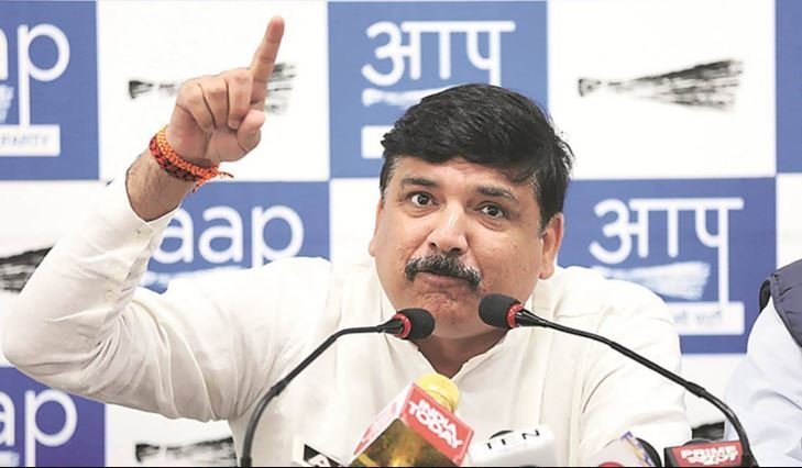 मनीष सिसोदिया के घर CBI छापेमारी पर संजय सिंह का ट्वीट कहा, बेईमान लोग परेशान कर सकते हैं, कुछ बिगाड़ नहीं सकते