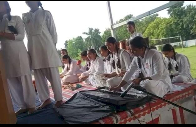 रायबरेली-सरस्वती विद्या मंदिर इंटर कालेज एनटीपीसी में विद्यालय दर्शन
