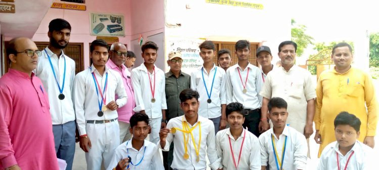 Raibareli-स्वदेश सरस्वती विद्या मंदिर इंटर कॉलेज के छात्रों ने स्कूल का नाम किया रोशन*