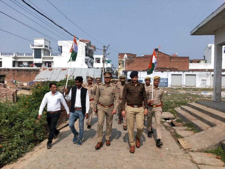 Raibareli-पुलिस ने सरदार वल्लभ भाई पटेल की जयंती पर निकाली जन जागरूकता रैली।