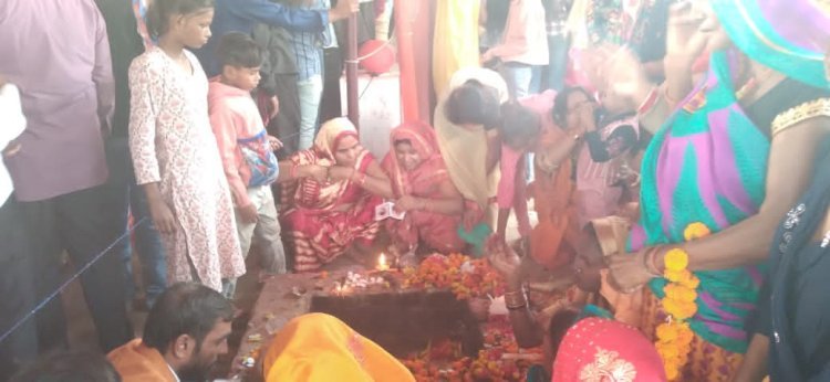 रायबरेली-देवोत्थान एकादशी के दिन माँ दशारानी मन्दिर में उमड़ा आस्था का सैलाब*