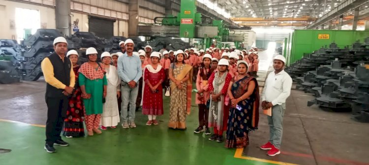 Raibareli-विकास क्षेत्र नगर व जगतपुर के बच्चो ने किया रेल कोच कारखाने का एक्सपोजर विजिट*